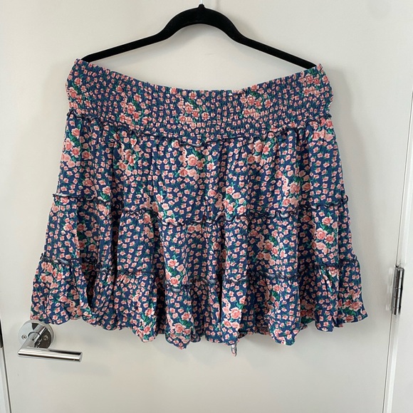 AE Floral Skirt - Picture 1 of 2